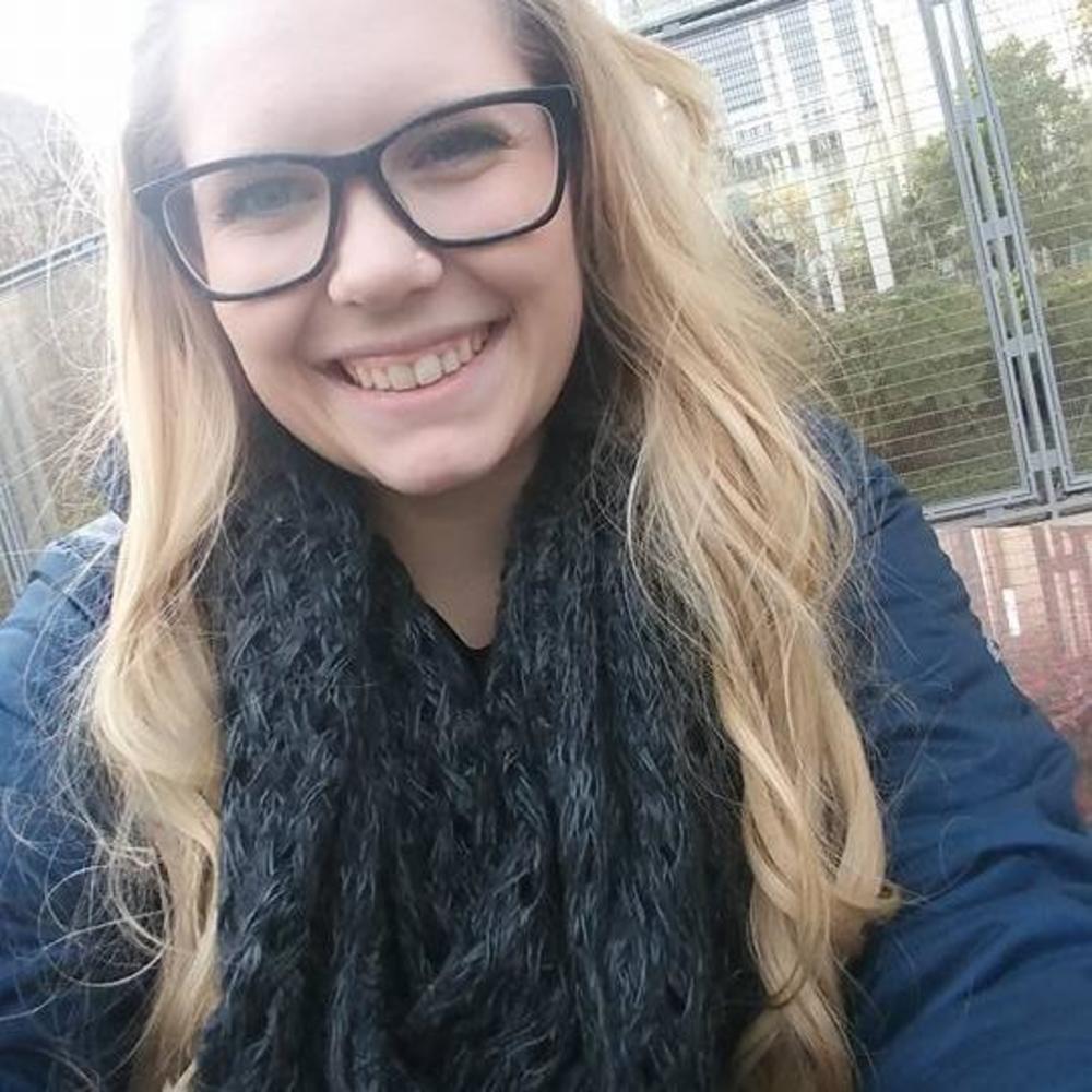 Meet your Posher, Ashley